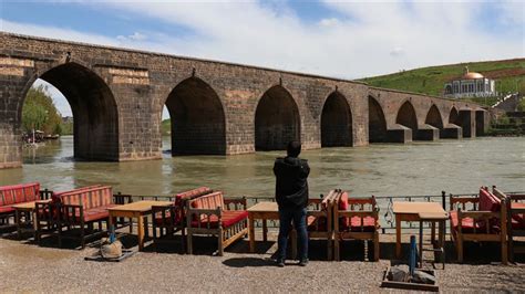 K­a­d­i­m­ ­k­e­n­t­ ­D­i­y­a­r­b­a­k­ı­r­ ­k­ö­p­r­ü­l­e­r­i­y­l­e­ ­d­e­ ­t­u­r­i­z­m­d­e­ ­g­ö­z­d­e­ ­-­ ­S­o­n­ ­D­a­k­i­k­a­ ­H­a­b­e­r­l­e­r­